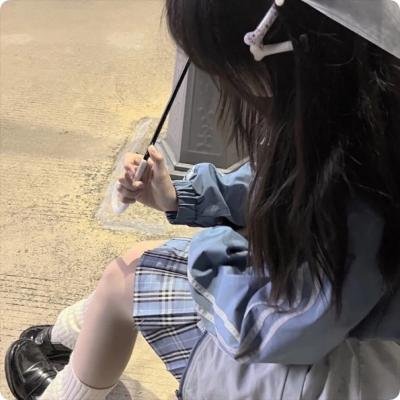 石榴裙下
